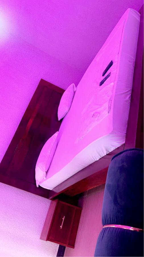 Hotel Residence Aicha Tambacounda Bagian luar foto