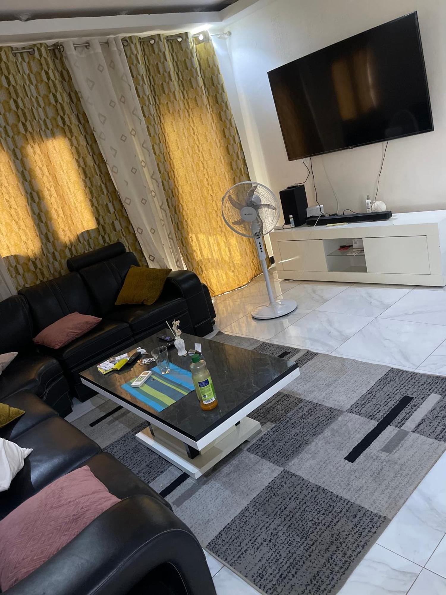 Hotel Residence Aicha Tambacounda Bagian luar foto