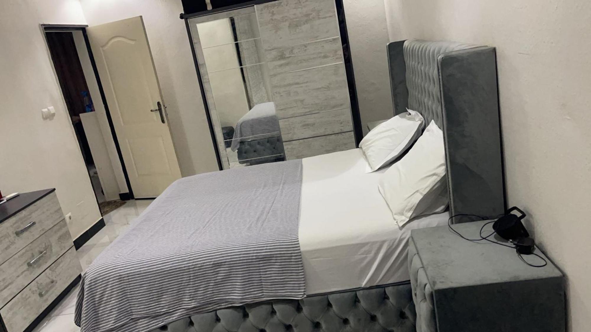 Hotel Residence Aicha Tambacounda Bagian luar foto